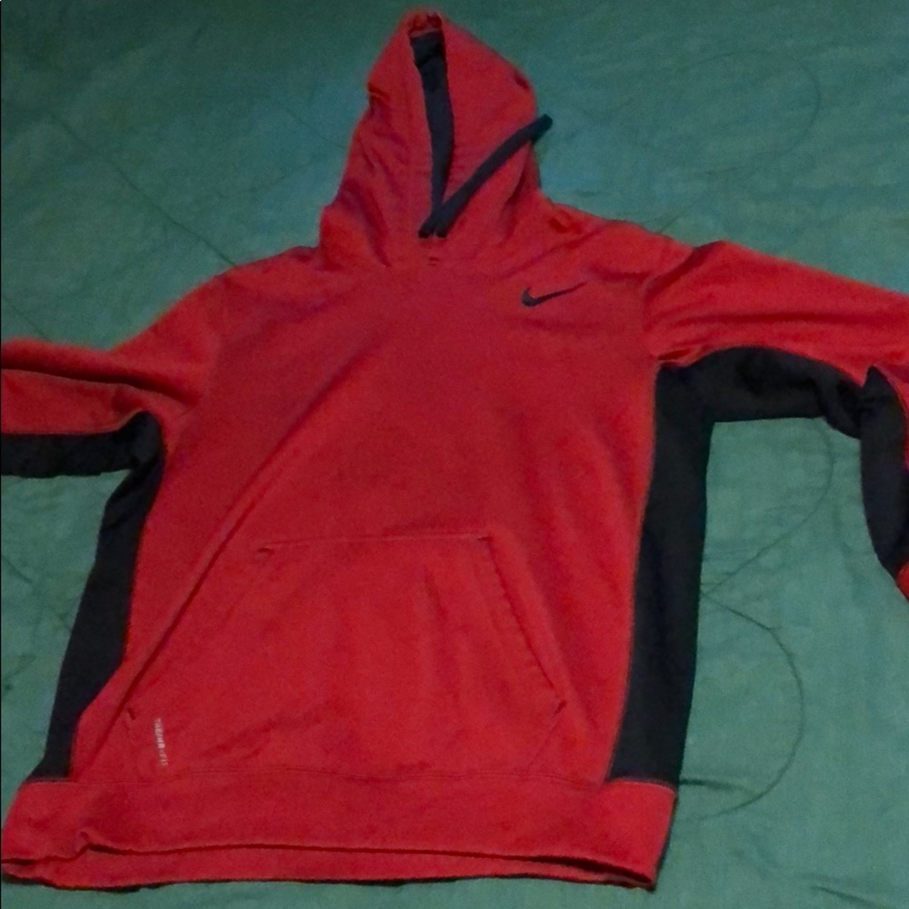 Nike thermal fit hoody